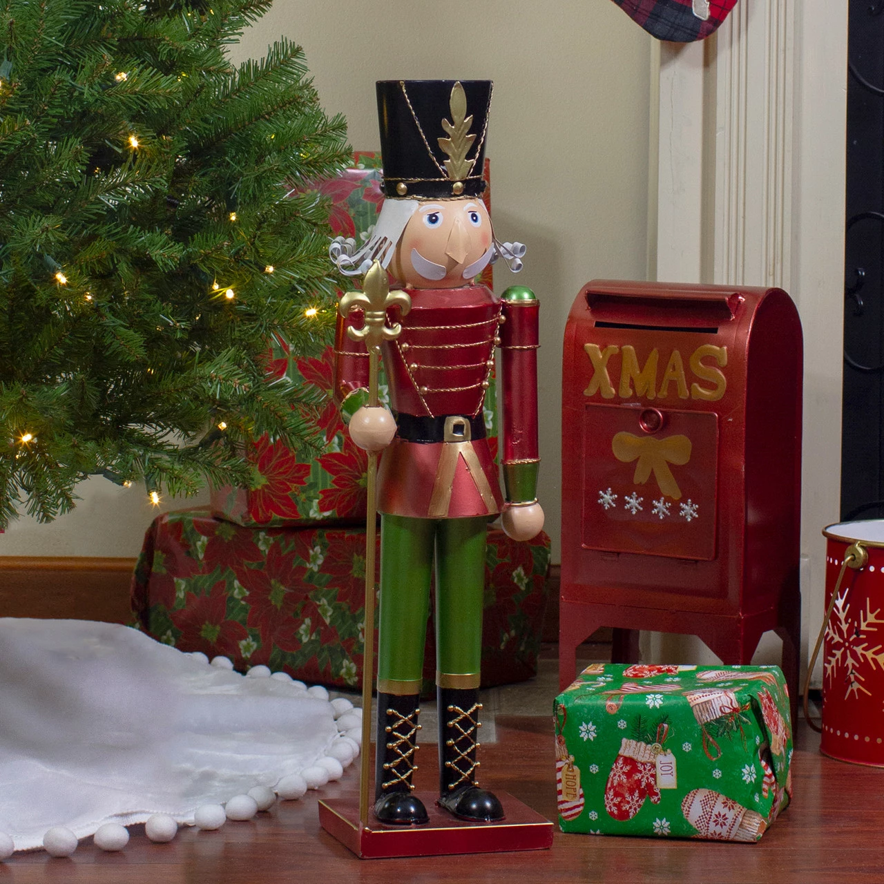 Northlight 23.75" Red And Green Metal Nutcracker Soldier Christmas Decoration - Image 2